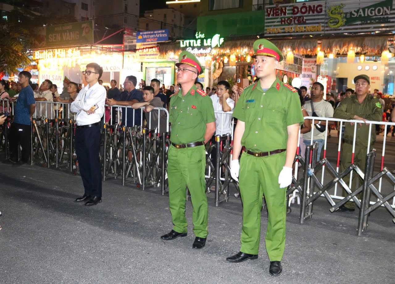 Công an Đặc khu Cát Hải bảo vệ an toàn Chương trình nghệ thuật “Cát Bà xanh 2026” - Kỷ niệm 67 năm Bác Hồ về thăm Cát Bà, Cát Hải và khai mạc du lịch Cát Bà năm 2026